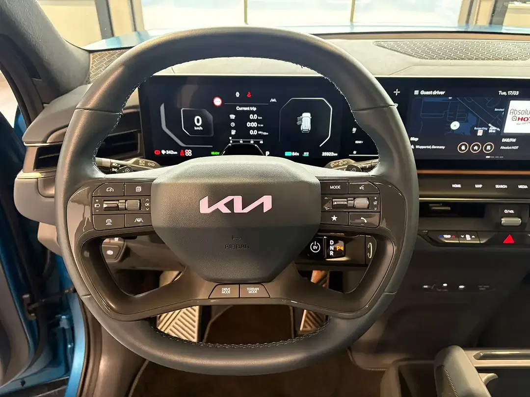 Kia EV9 GT-Line Launch Edition - Thumbnail 10