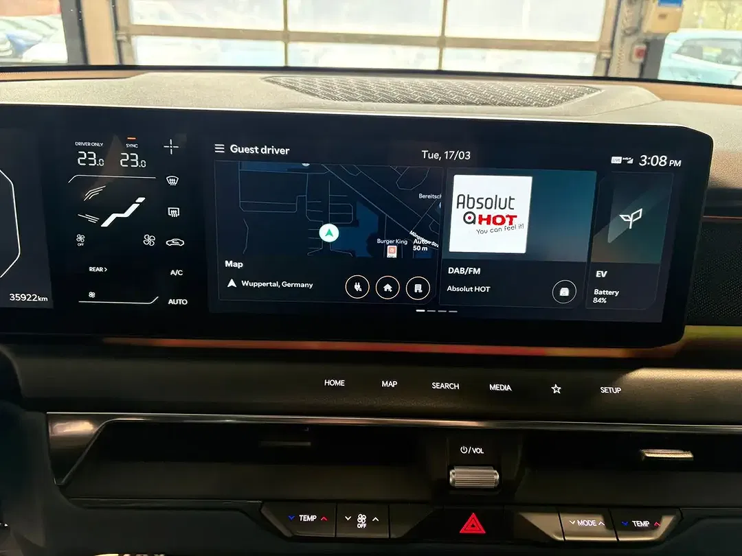 Kia EV9 GT-Line Launch Edition - Thumbnail 11