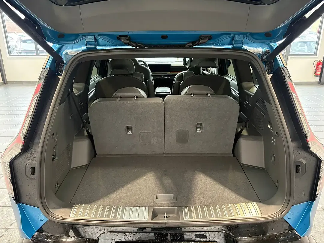 Kia EV9 GT-Line Launch Edition - Thumbnail 6