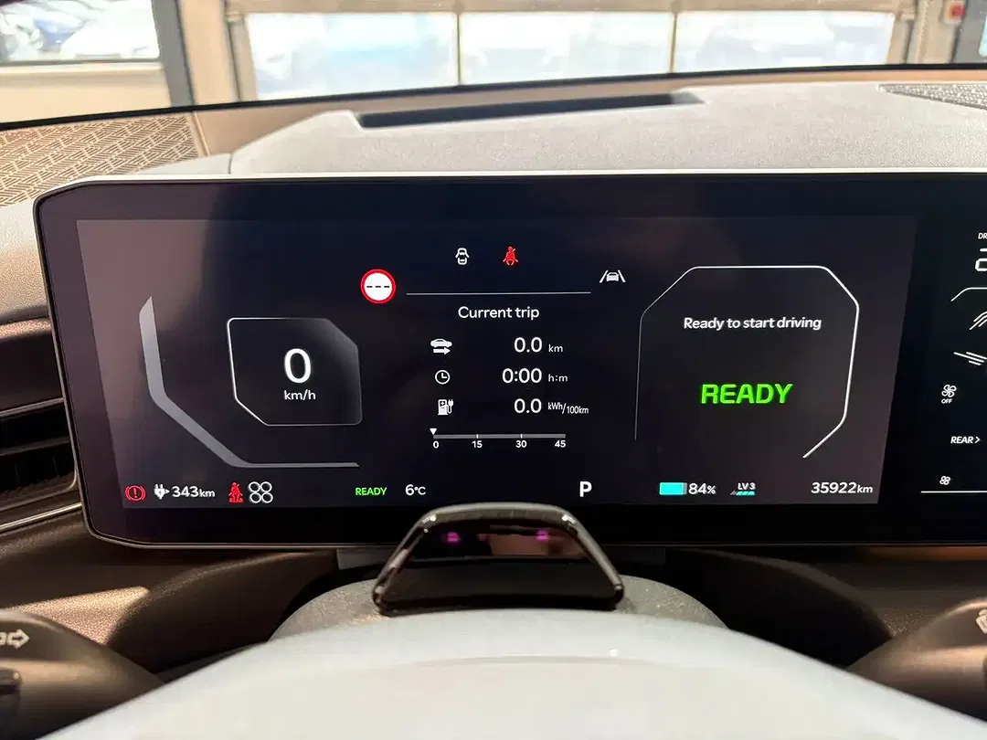 Kia EV9 GT-Line Launch Edition - Thumbnail 7