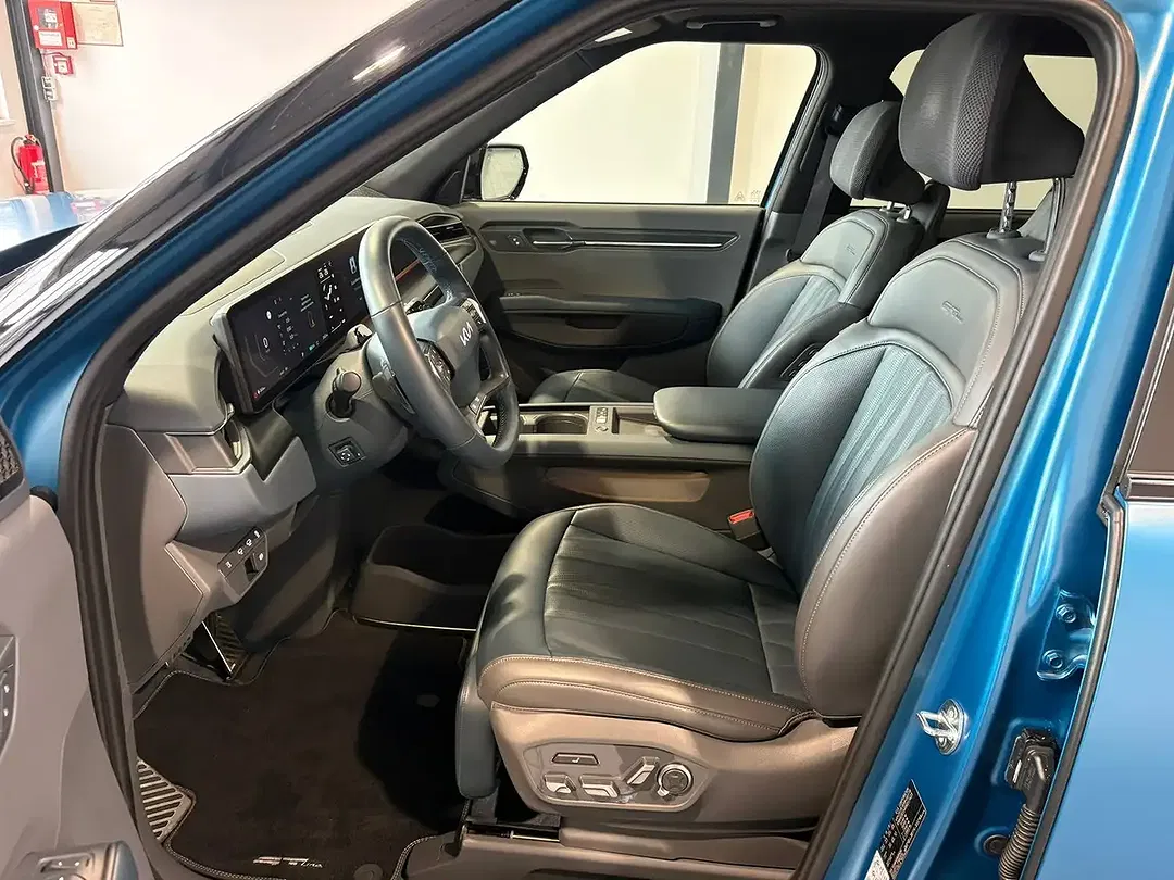 Kia EV9 GT-Line Launch Edition - Thumbnail 8