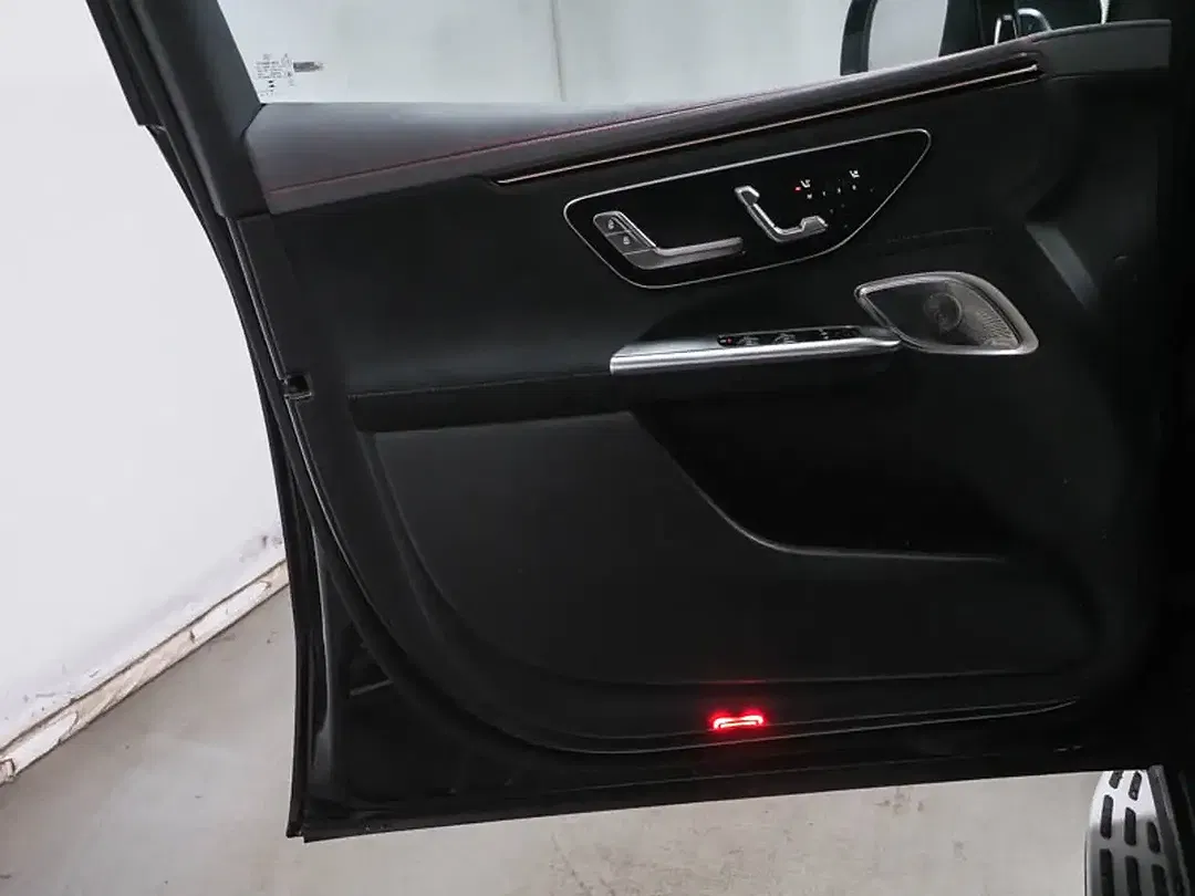 Mercedes-Benz EQE SUV 53 4MATIC Night - Thumbnail 6