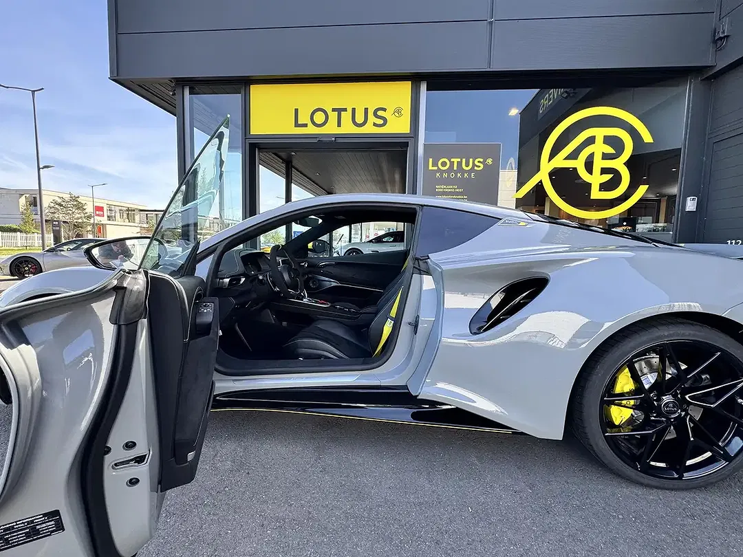 Lotus Emira 2.0 Turbo SE - Thumbnail 21