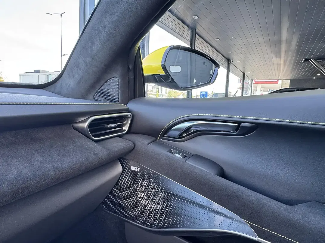 Lotus Emira 2.0 Turbo SE - Thumbnail 33