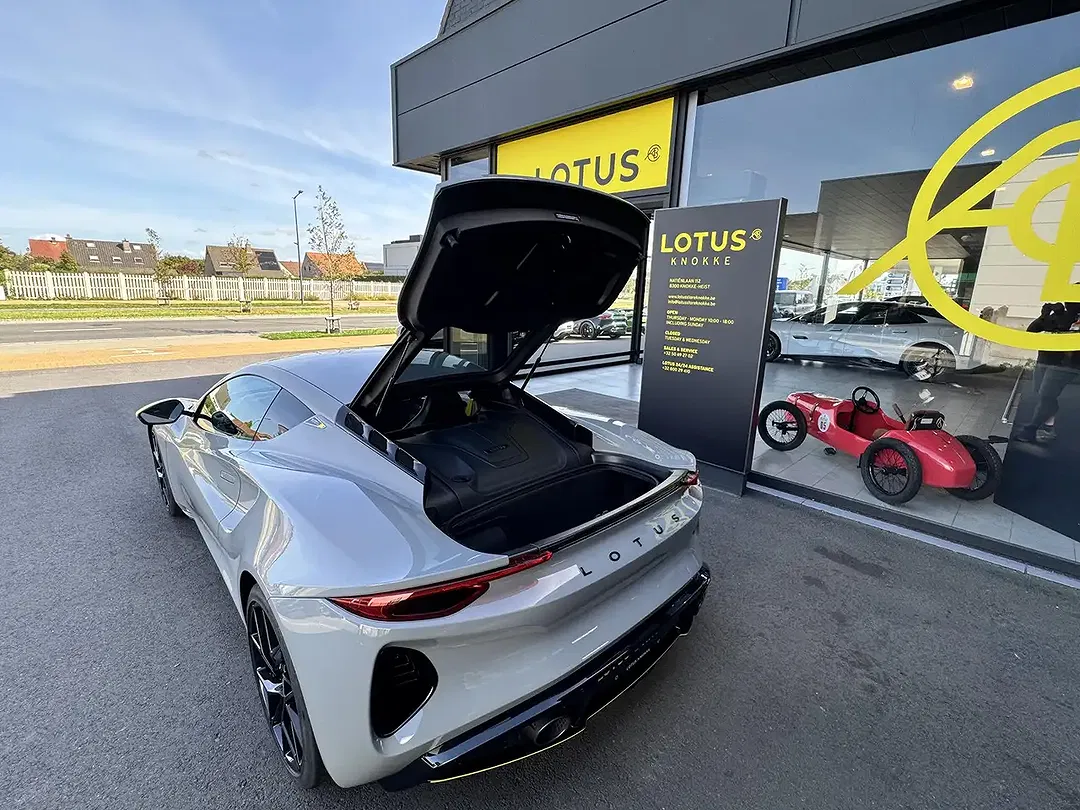 Lotus Emira 2.0 Turbo SE - Thumbnail 36