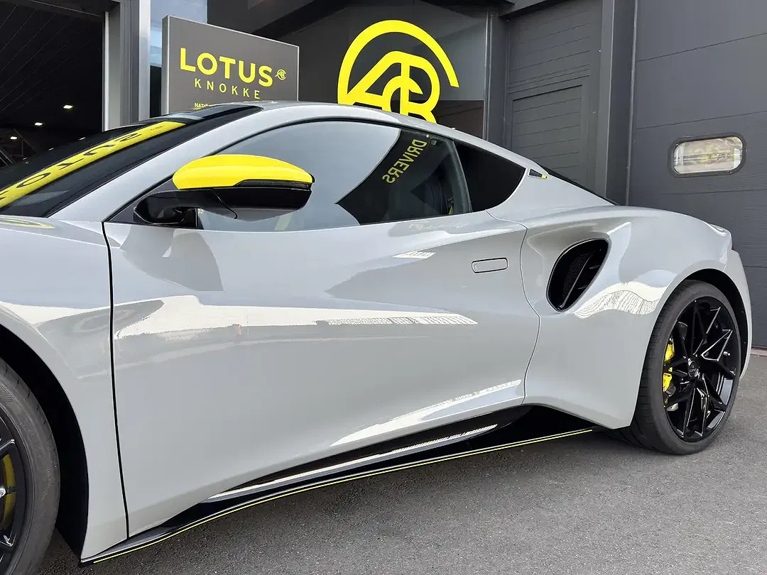 Lotus Emira 2.0 Turbo SE - Thumbnail 39