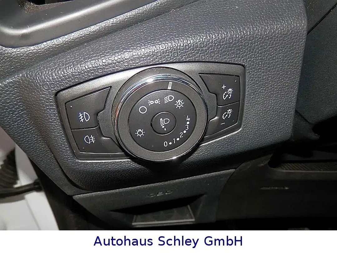 Ford EcoSport Active - Thumbnail 15