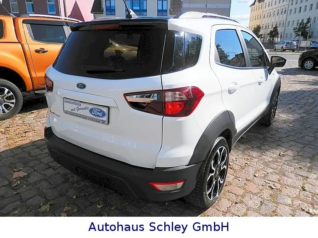 Ford EcoSport Active - Thumbnail 3