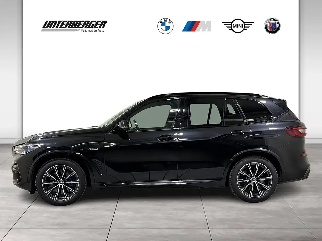BMW X5 xDrive M - Thumbnail 2