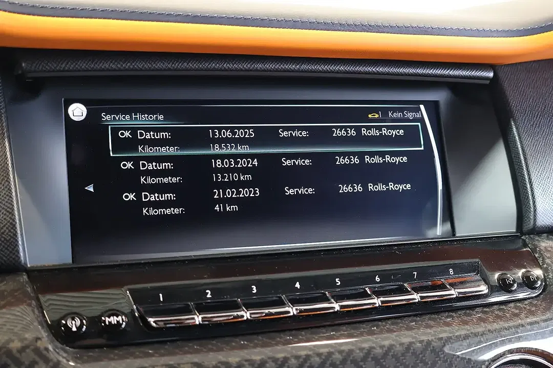 Rolls-Royce Cullinan V12 Black Badge - Thumbnail 14