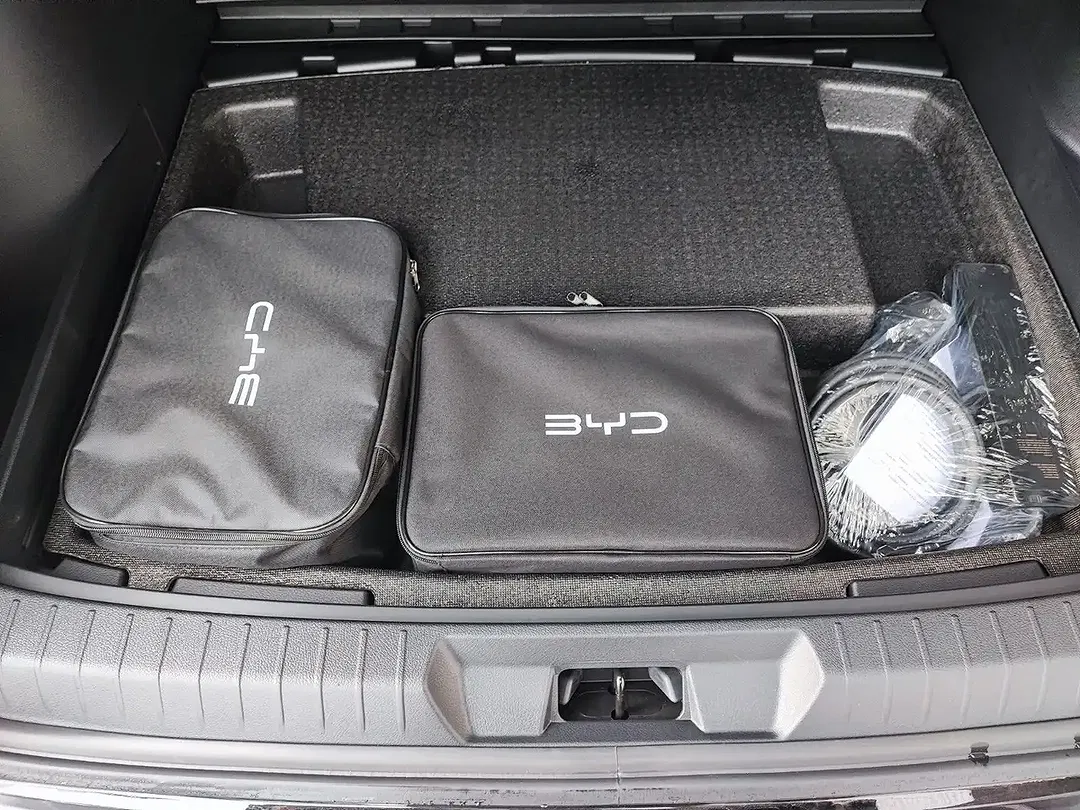 BYD Seal U 238 kW 1.5 DM-i PHEV Design - Thumbnail 11