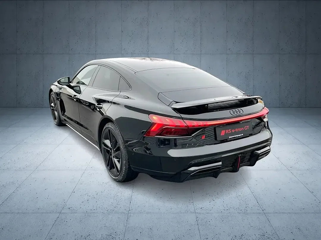 Audi RS e-tron GT - Thumbnail 4