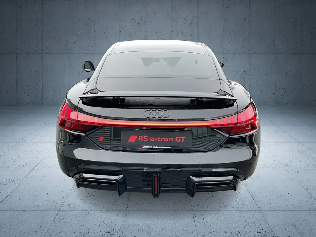 Audi RS e-tron GT - Thumbnail 5