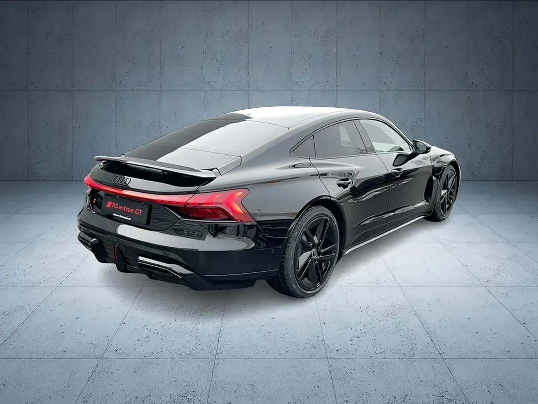 Audi RS e-tron GT - Thumbnail 6