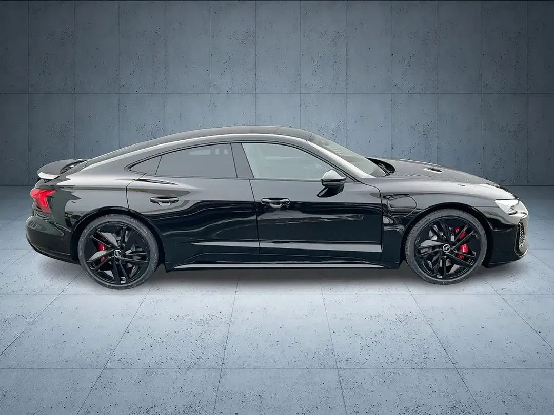 Audi RS e-tron GT - Thumbnail 7