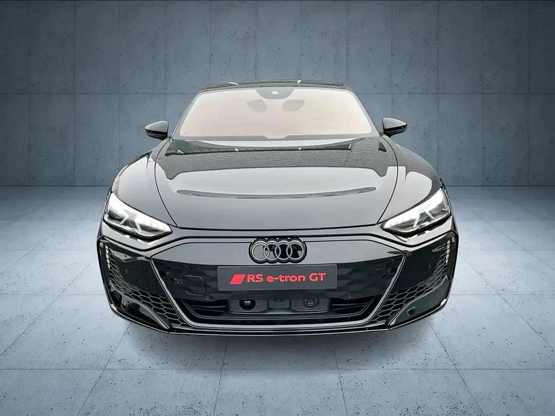 Audi RS e-tron GT - Thumbnail 9
