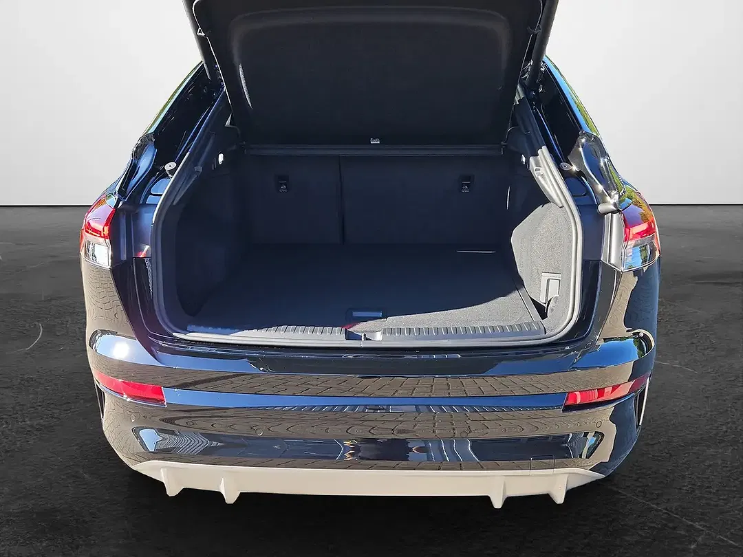 Audi Q4 e-tron Sportback S line - Thumbnail 11
