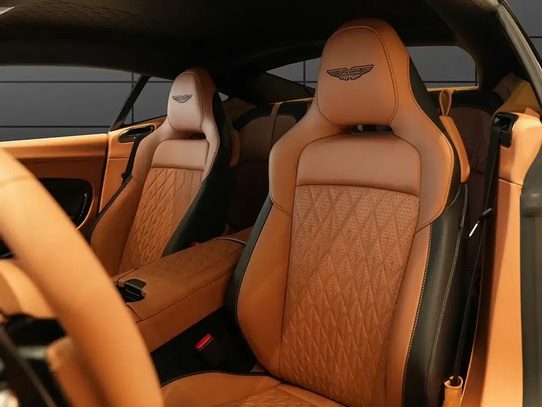 Aston Martin DB12 Coupe - Thumbnail 14