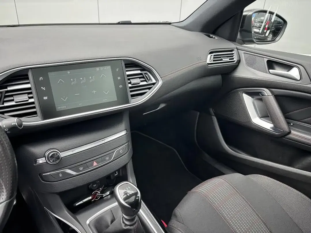 Peugeot 308 GT Line - Thumbnail 12