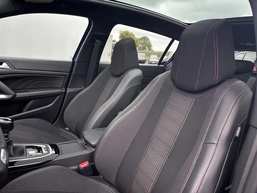 Peugeot 308 GT Line - Thumbnail 6