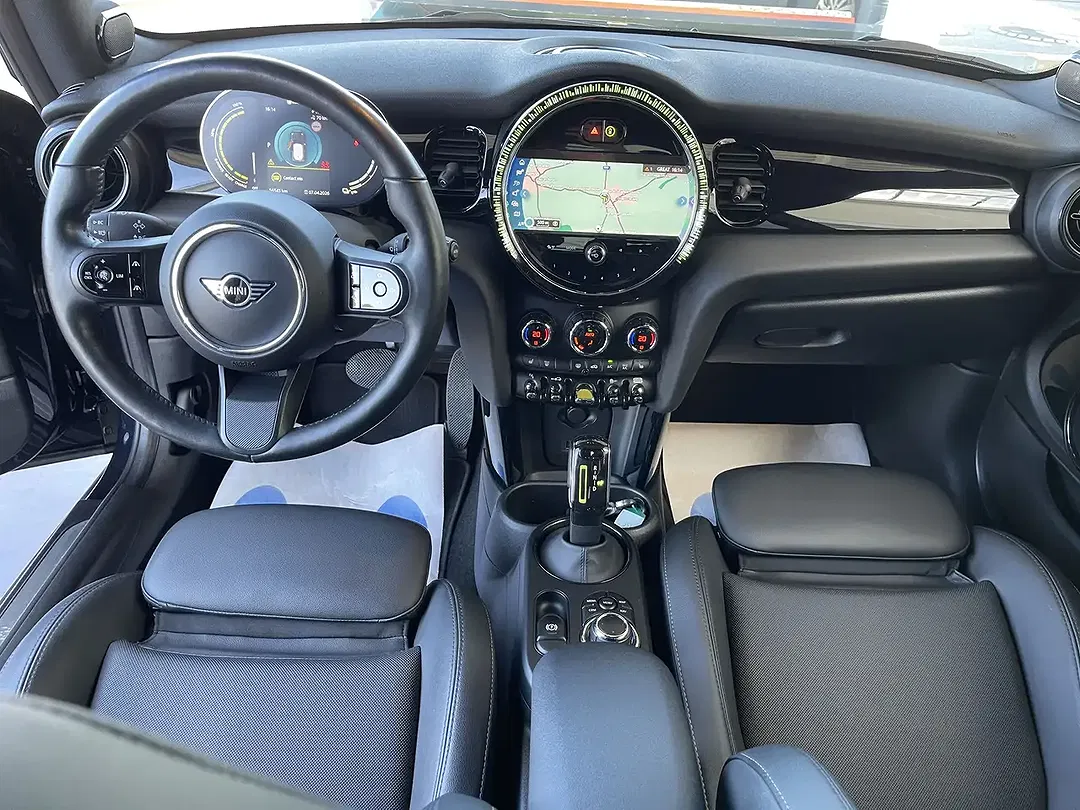 MINI Cooper SE - Thumbnail 10