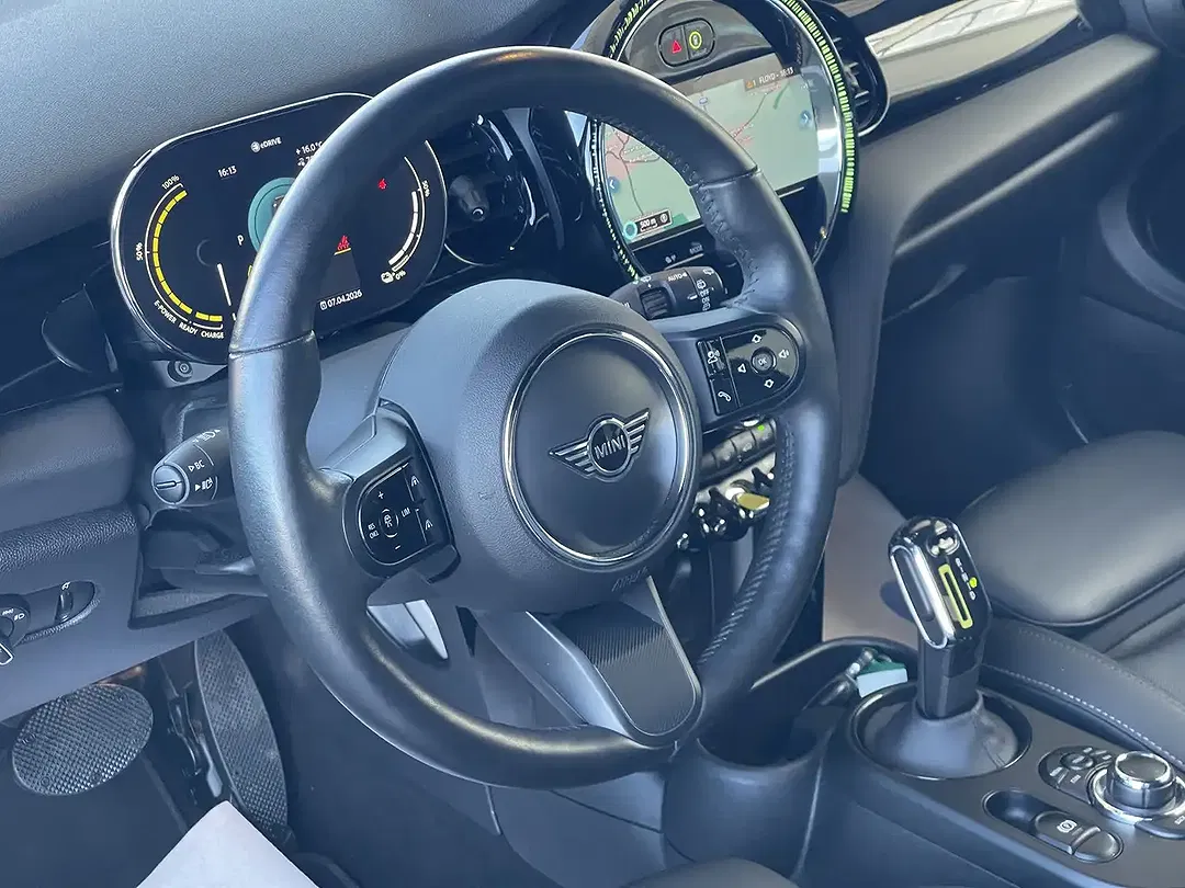 MINI Cooper SE - Thumbnail 14