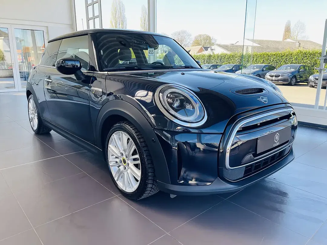 MINI Cooper SE - Thumbnail 3