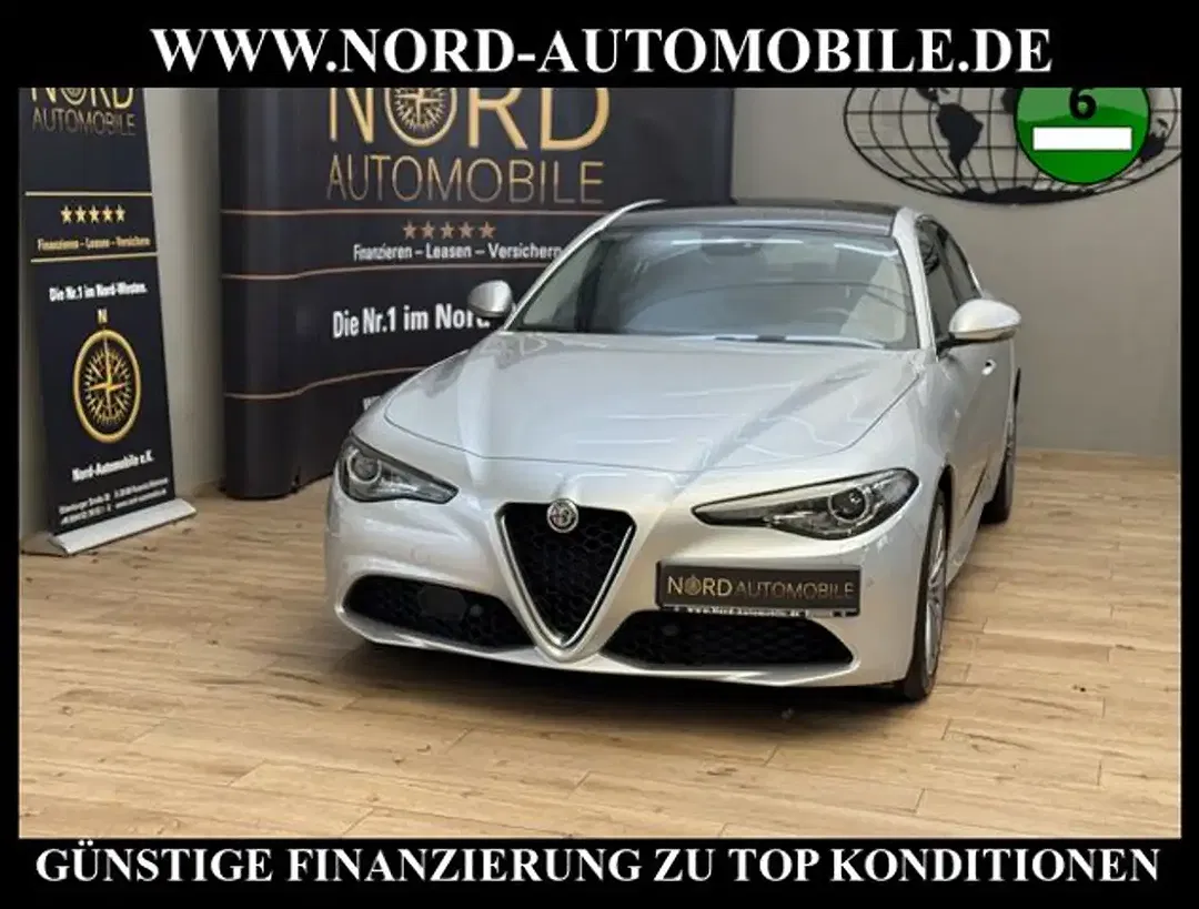 Alfa Romeo Giulia 2.2 JTDM Lusso Ti - foto 1