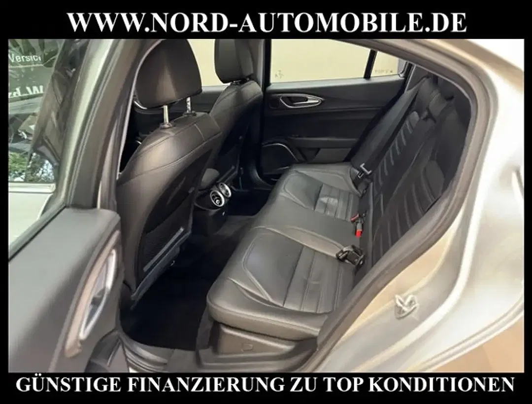 Alfa Romeo Giulia 2.2 JTDM Lusso Ti - Thumbnail 15
