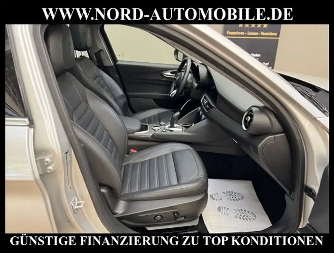 Alfa Romeo Giulia 2.2 JTDM Lusso Ti - Thumbnail 17