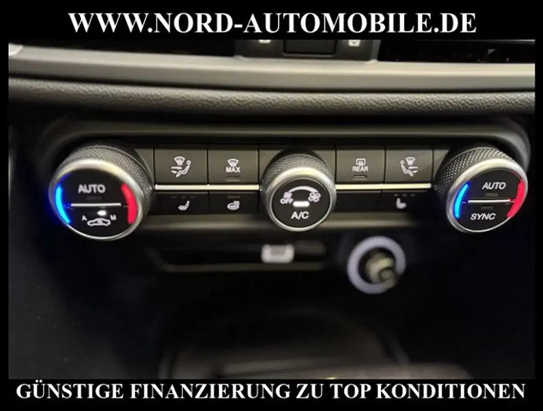 Alfa Romeo Giulia 2.2 JTDM Lusso Ti - Thumbnail 23