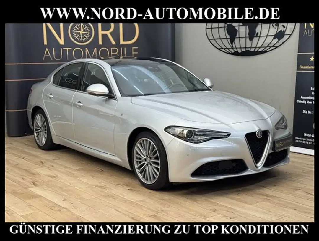 Alfa Romeo Giulia 2.2 JTDM Lusso Ti - Thumbnail 3