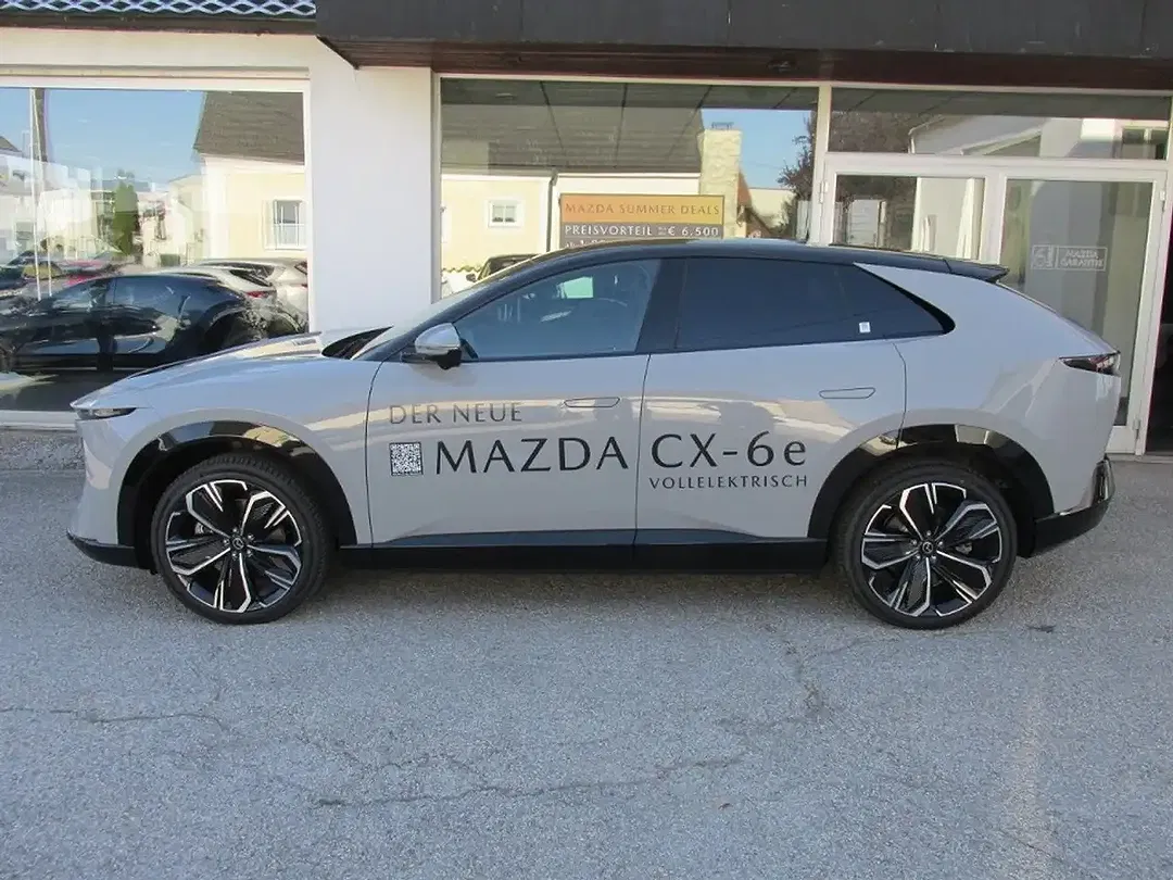 Mazda CX-6e Takumi - Thumbnail 7