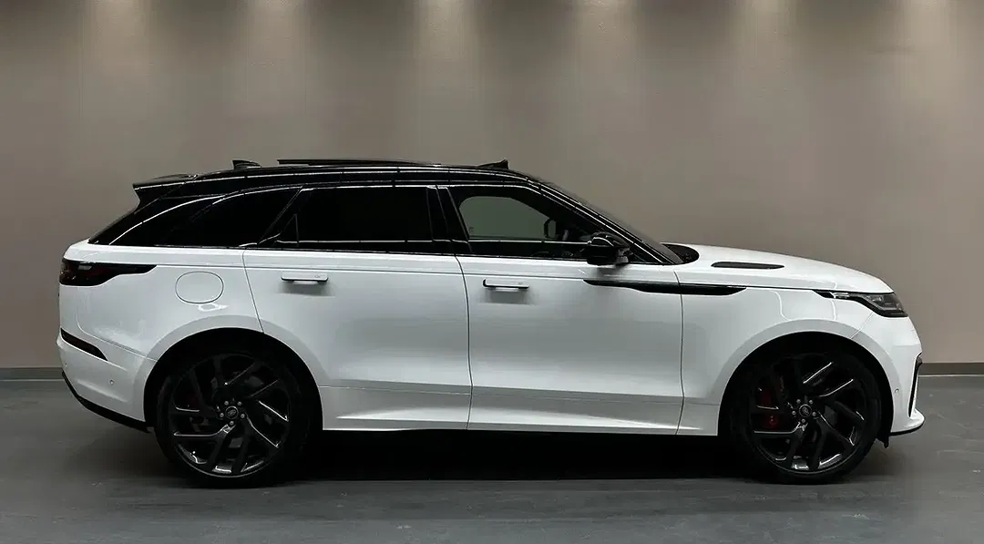 Land Rover Range Rover Velar P550 Autobiography - Thumbnail 8