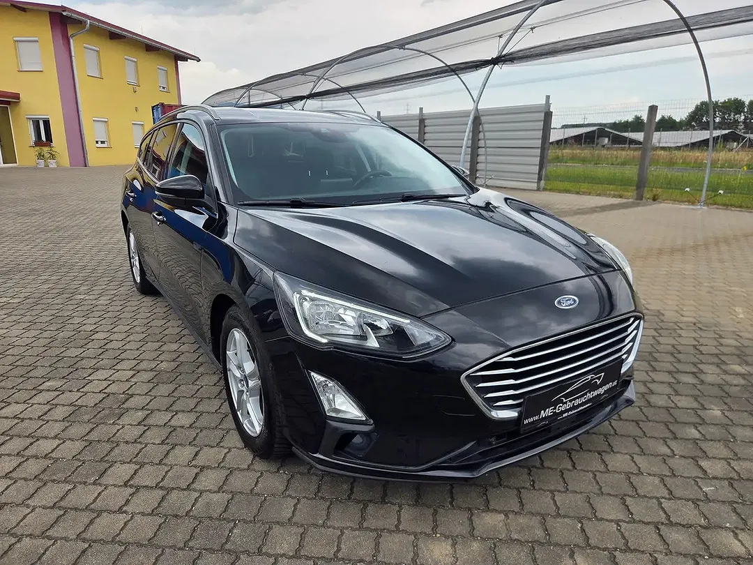 Ford Focus AUT - Thumbnail 3