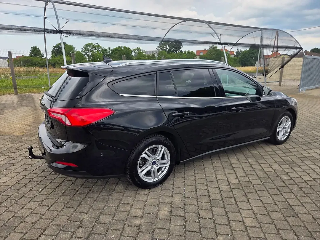 Ford Focus AUT - Thumbnail 5