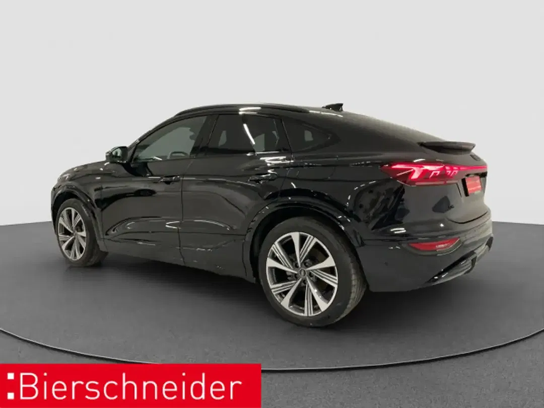 Audi Q6 e-tron performance S line - Thumbnail 5
