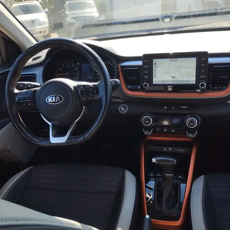 Kia Stonic - foto 15