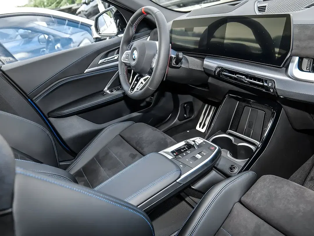 BMW X2 M xDrive M Sport Pro - Thumbnail 4