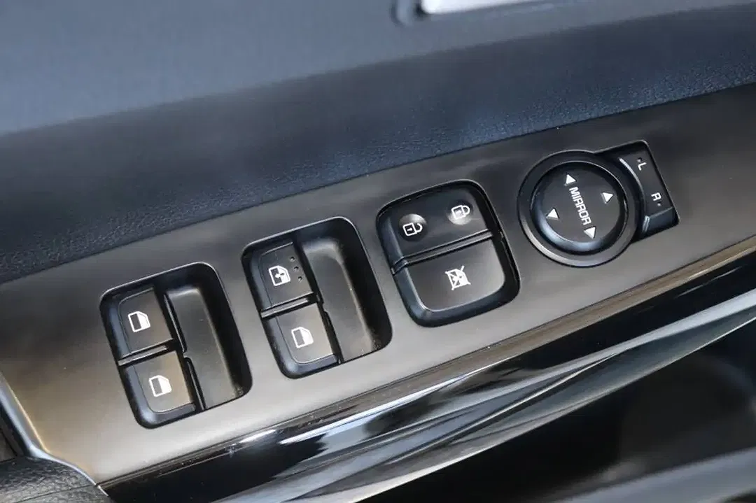 Kia Picanto 1.0 - Thumbnail 12