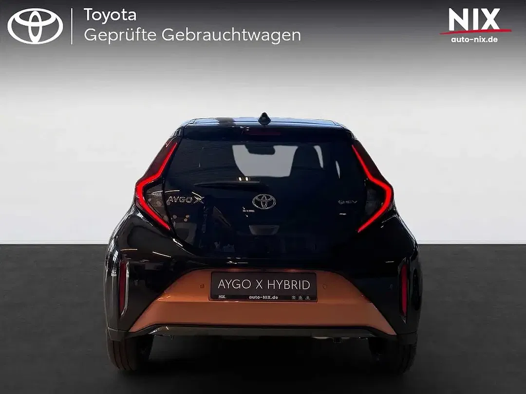 Toyota Aygo X 1.5 Hybrid Lounge - Thumbnail 4