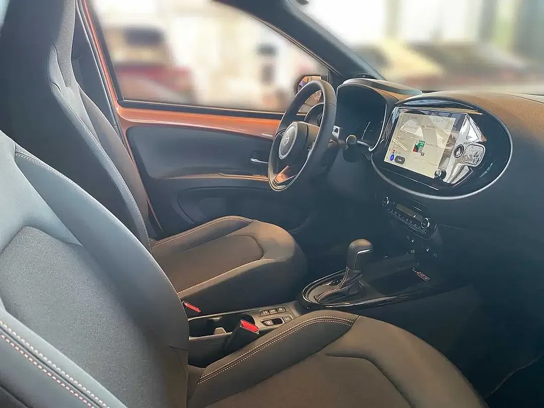 Toyota Aygo X 1.5 Hybrid Lounge - Thumbnail 6