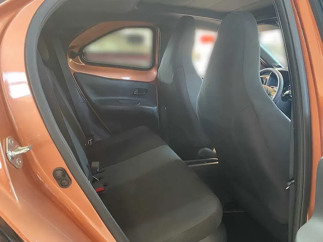 Toyota Aygo X 1.5 Hybrid Lounge - Thumbnail 7