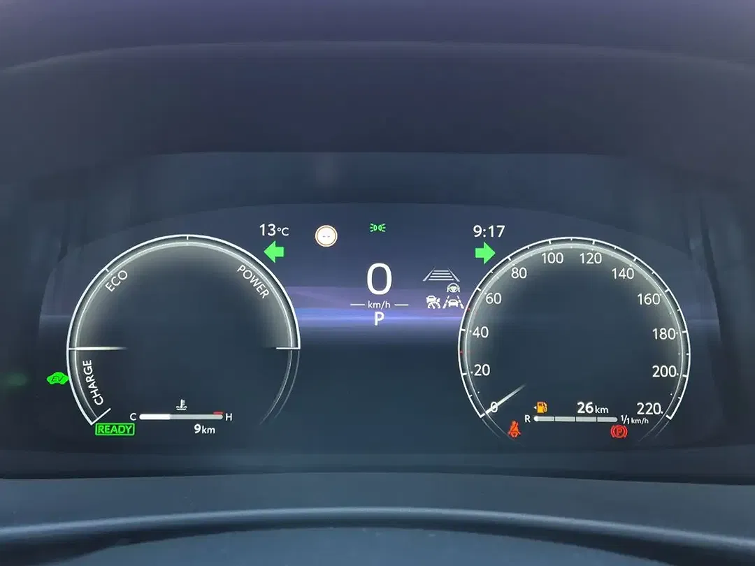 Toyota C-HR Hybrid Team Deutschland - Thumbnail 11