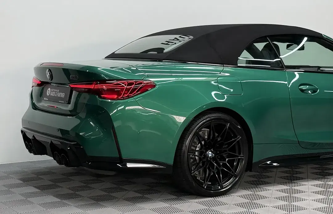 BMW M4 Competition - Thumbnail 11