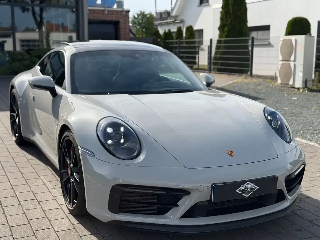 Porsche 992 Carrera GTS - foto 1