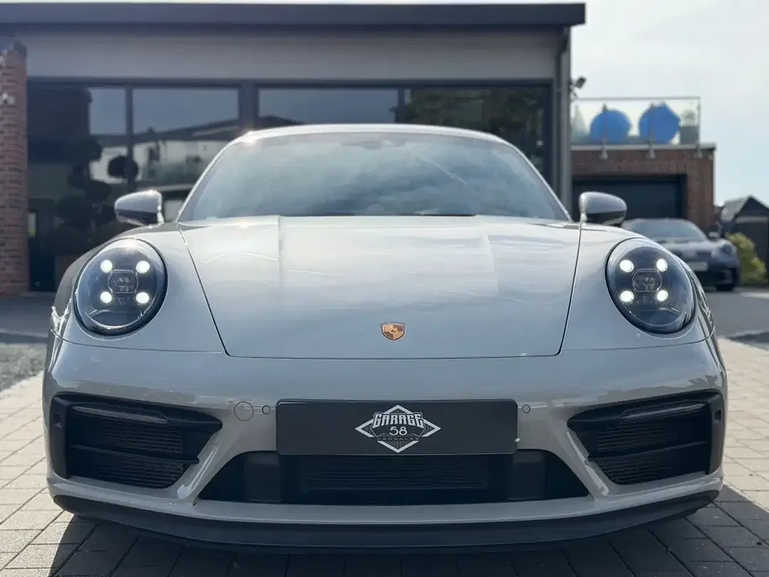 Porsche 992 Carrera GTS - Thumbnail 4