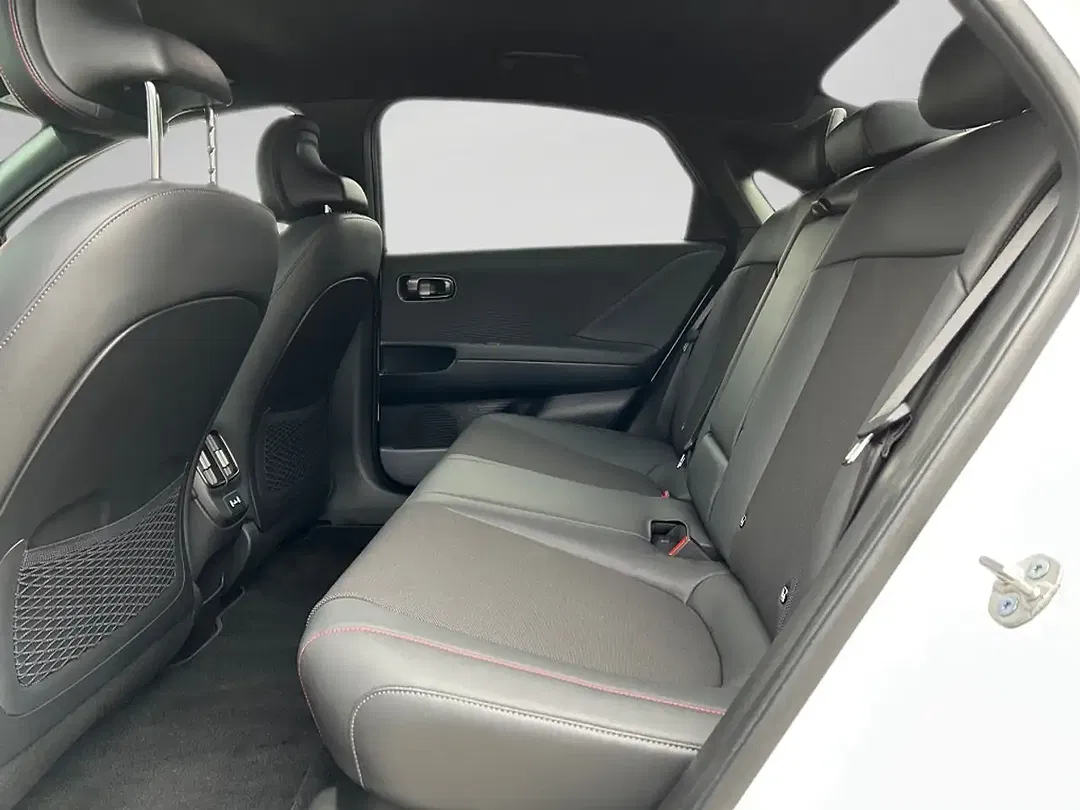 Hyundai IONIQ 6 N Line - Thumbnail 10