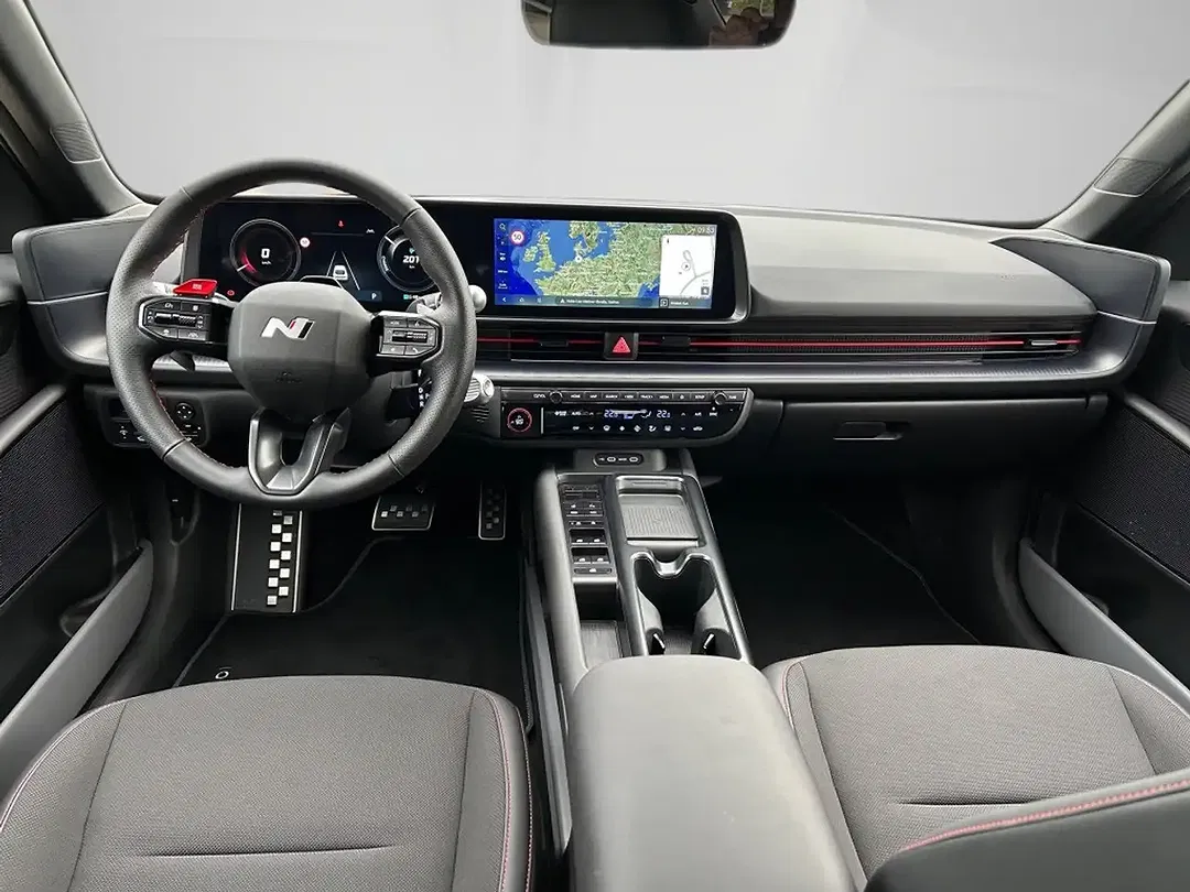 Hyundai IONIQ 6 N Line - Thumbnail 12