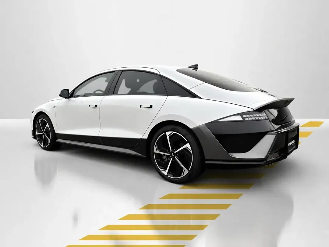 Hyundai IONIQ 6 N Line - Thumbnail 13